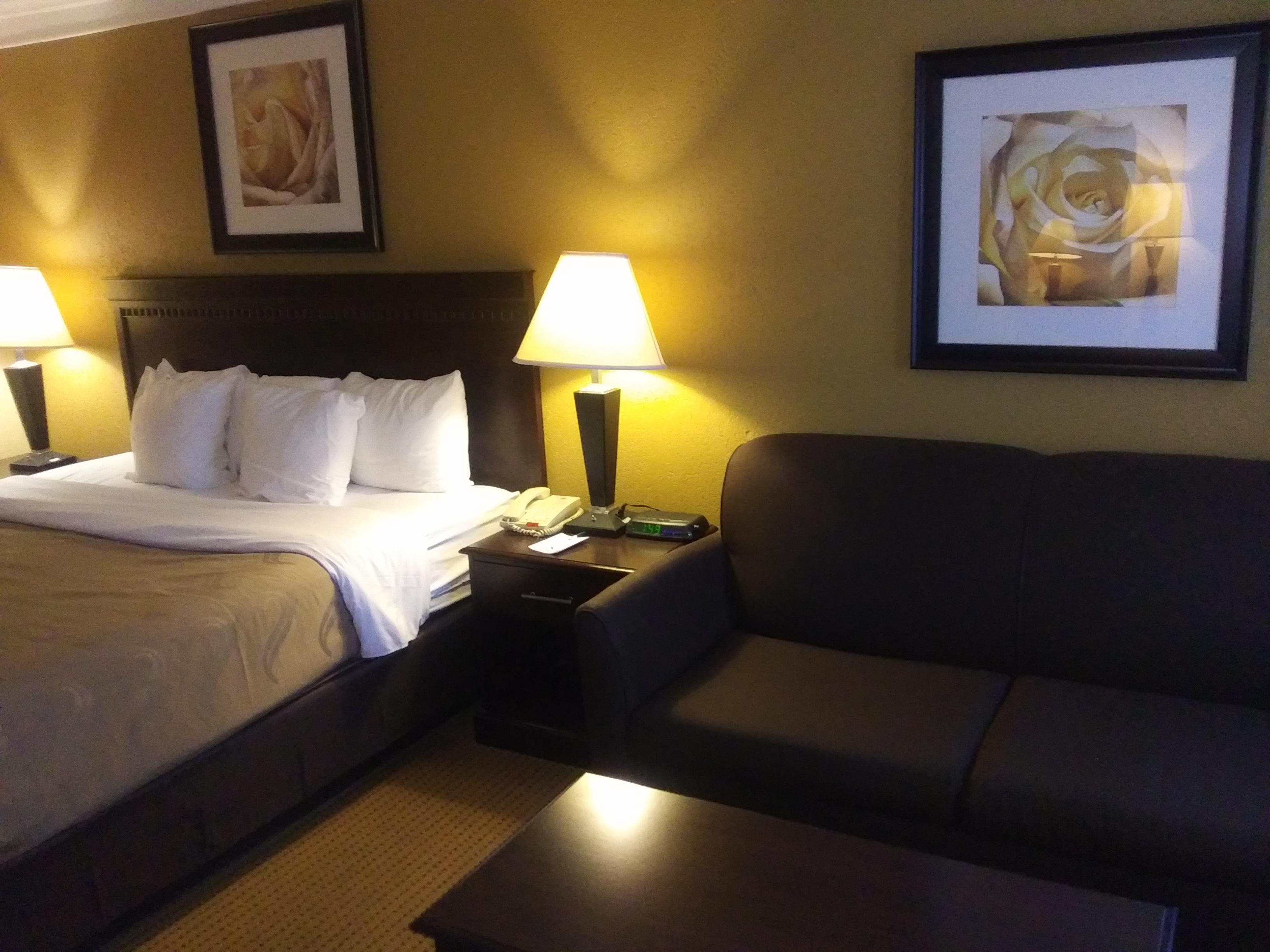 Quality Inn And Suites Fairgrounds - Syracuse Seneca Knolls Exterior foto