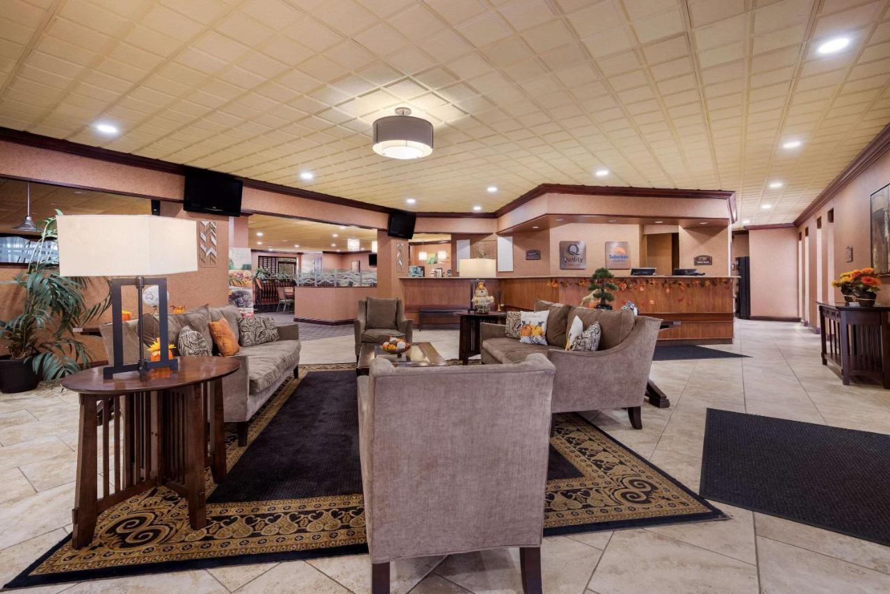 Quality Inn And Suites Fairgrounds - Syracuse Seneca Knolls Exterior foto